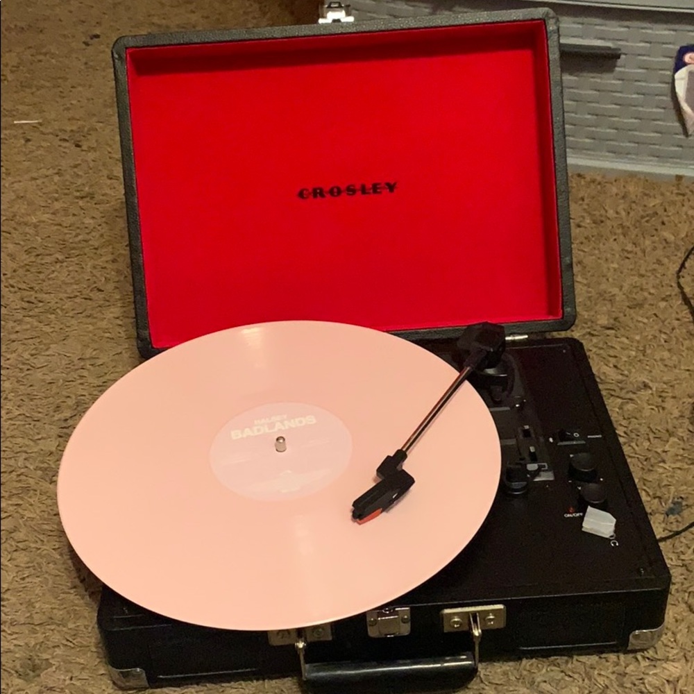 Crosley record player - Picture 5 of 5